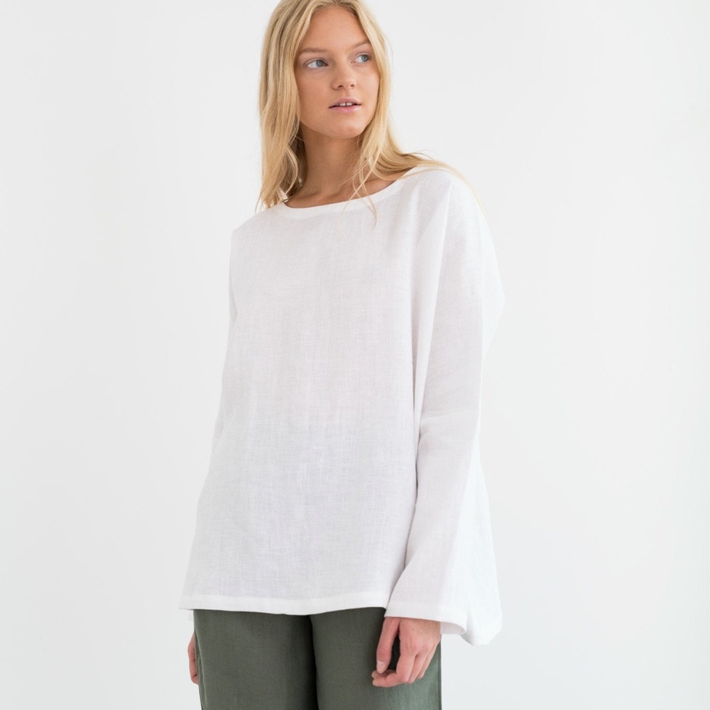 Love and Confuse Linen Top